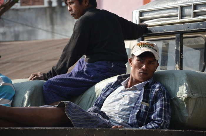 Tachileik-man-on-truck_0355